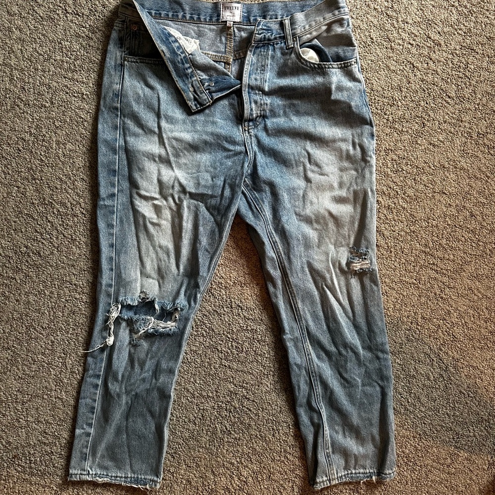 Flare Ripped Jeans - Light Washed